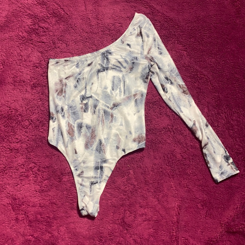 Print asymmetrical body